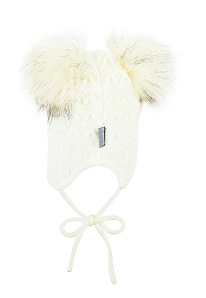 Bonnet tricoté avec deux pompons