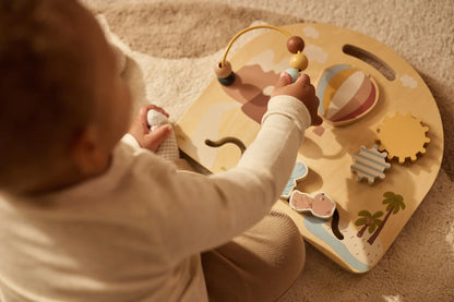 Planche d'activités en bois