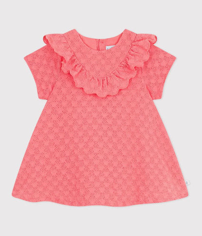 Robe en broderie anglaise