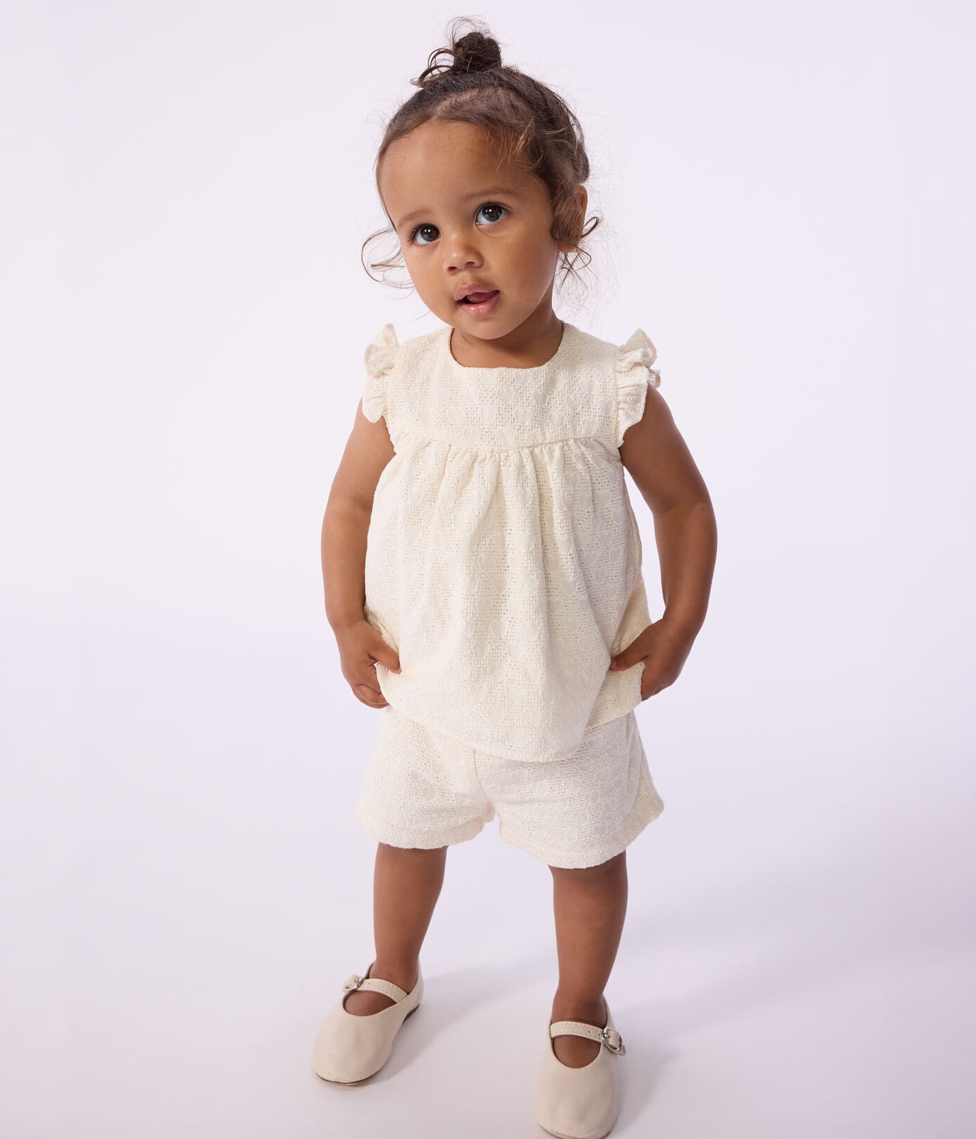 Ensemble bébé 2 pièces en broderie anglaise