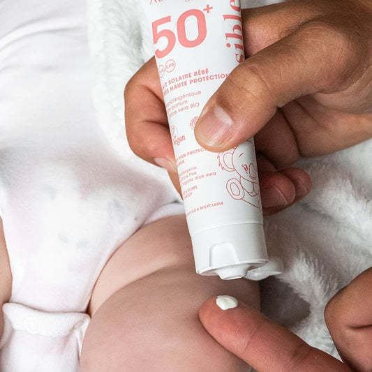 Lait solaire bébé très haute protection SPF50+