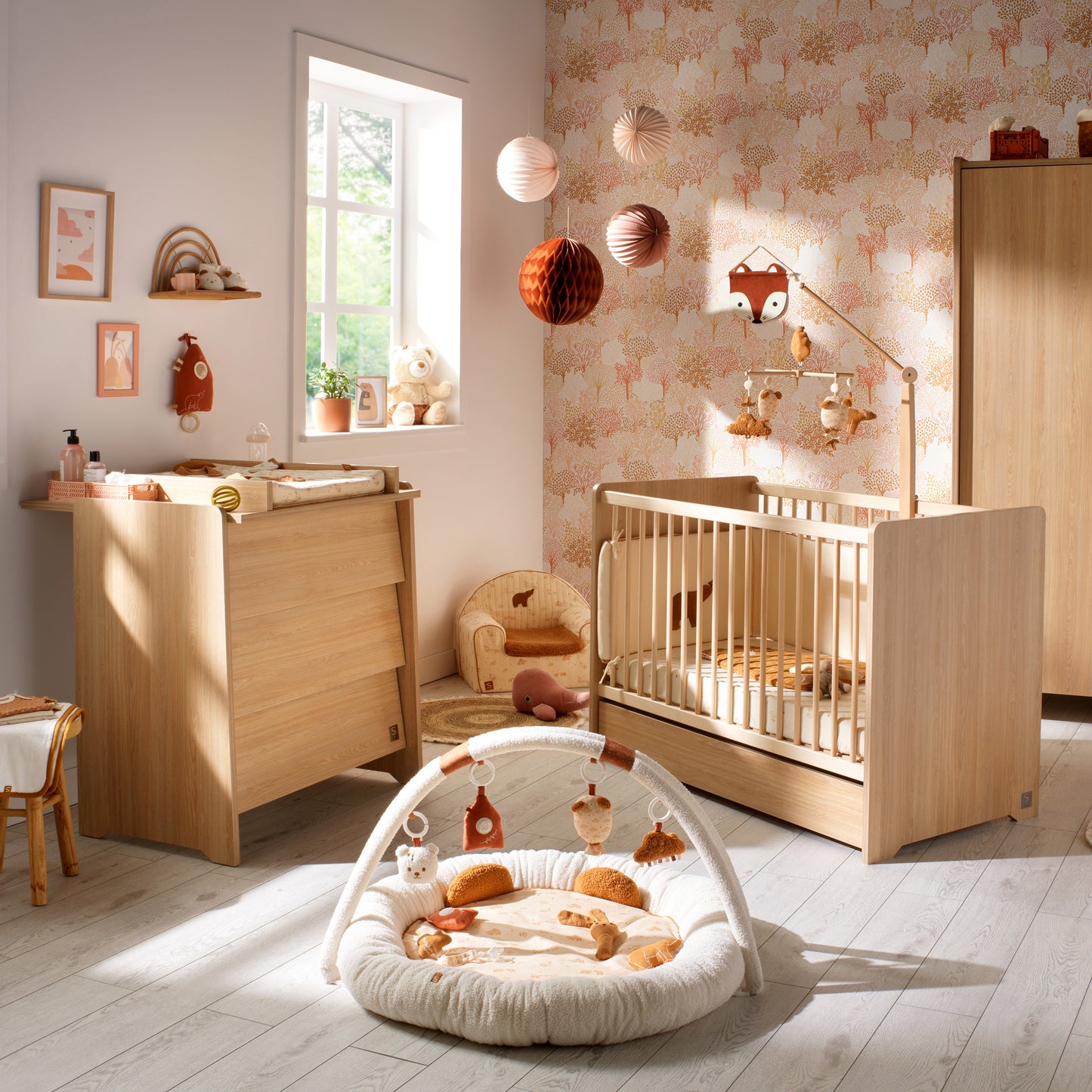 Chambre Cannelle : Lit 60x120 + Commode + Armoire